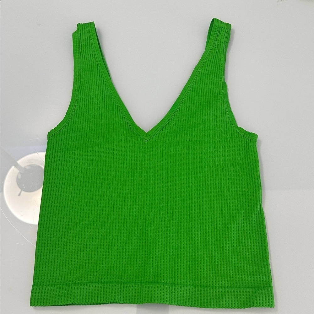 NWOT Nikibiki Ribbed Cropped Tank Top